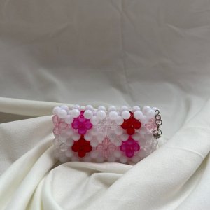 Signature white beaded cardholder