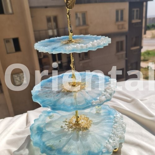 cake holder from resin