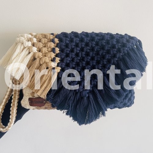 Small macrame bag with tassels