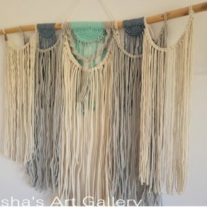 Macrame wall hanger