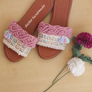 Macrame slipper