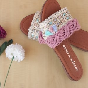 Macrame slipper