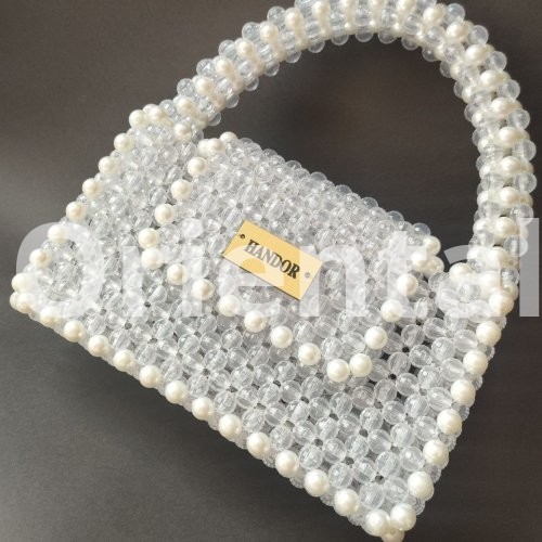 Crystal handbag with pearl edges