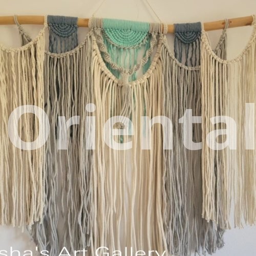 Macrame wall hanger