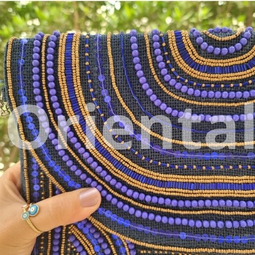 Women's bag embroidered with Indian beads